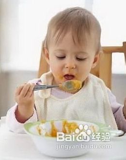 如何应对宝宝不爱吃辅食的问题——以十个月大的宝宝为例